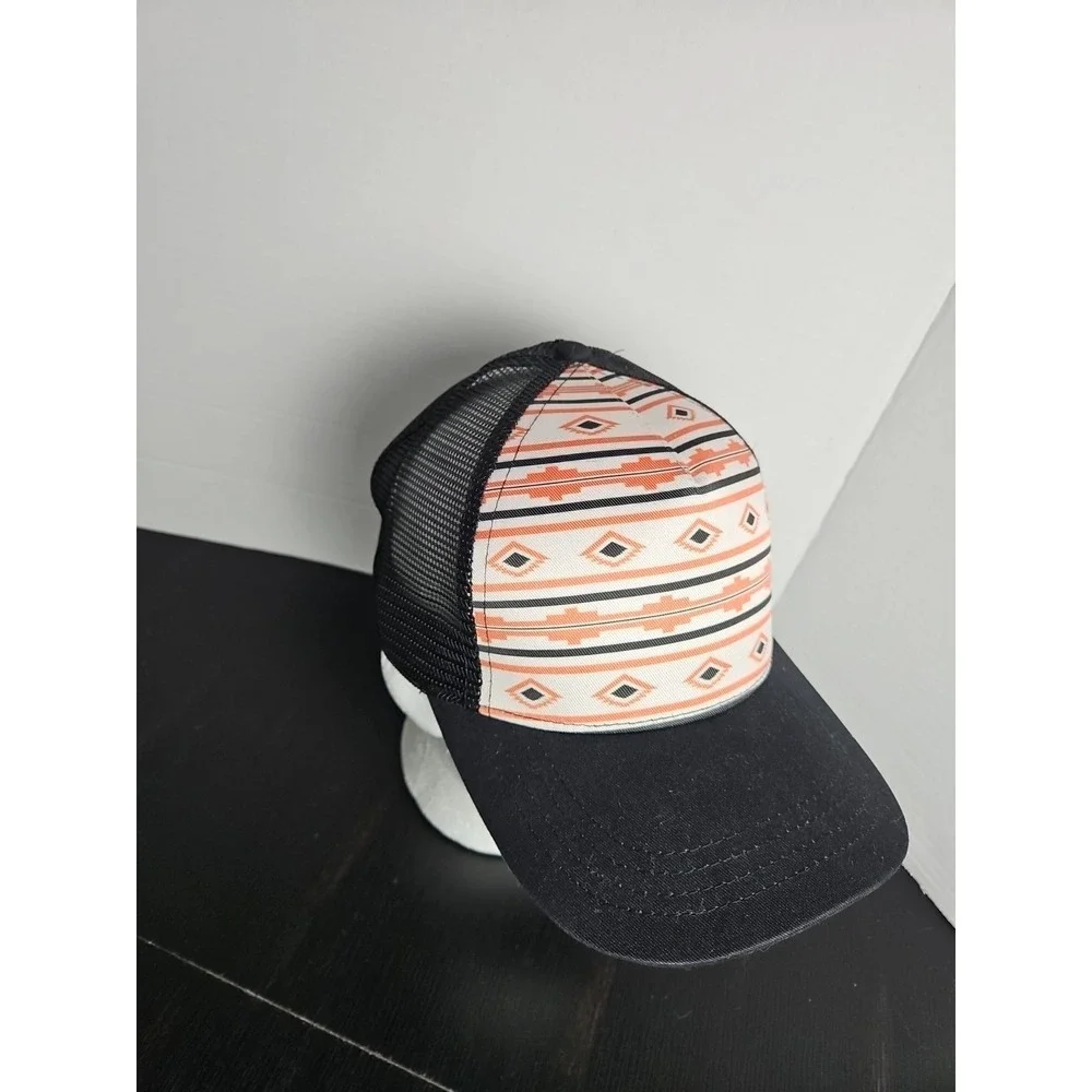 COPPER COYOTE AUSTIN TEXAS.‎ Southwest Themed One Size Fits All Snapback Hat